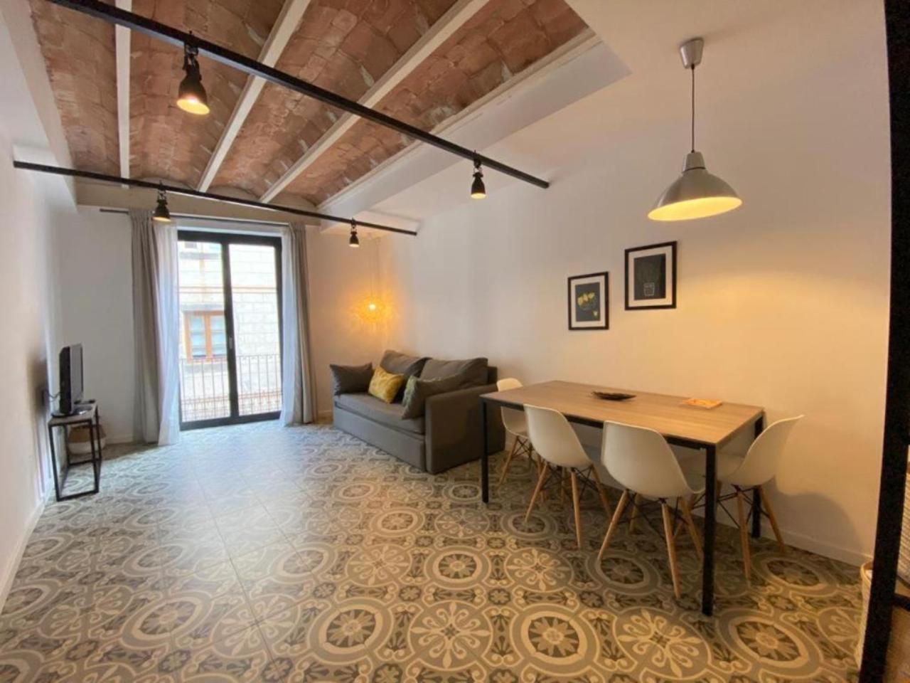 Liceu Apartments By Gaiarooms Barcelona Exterior foto