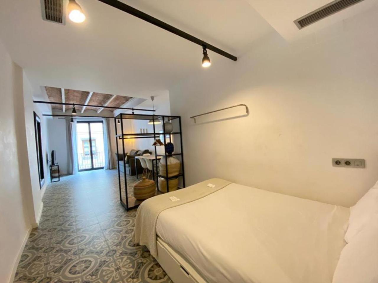 Liceu Apartments By Gaiarooms Barcelona Exterior foto